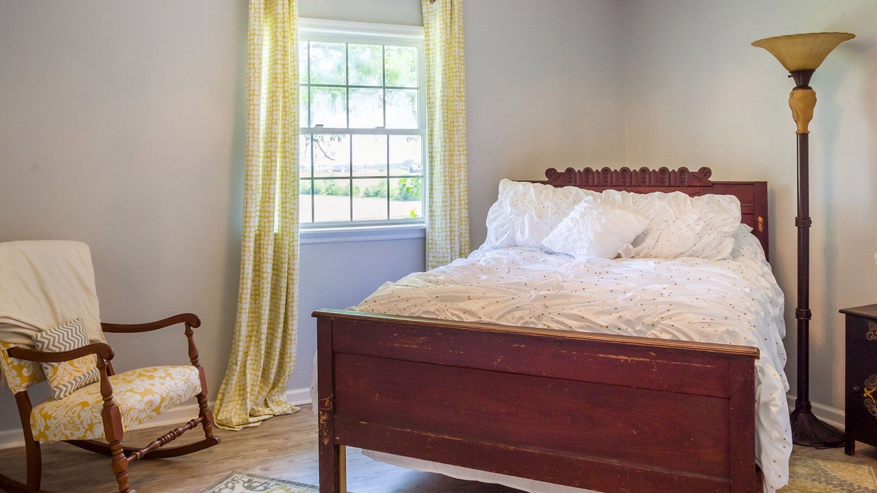 Photo of Bedroom in Maple Mount
