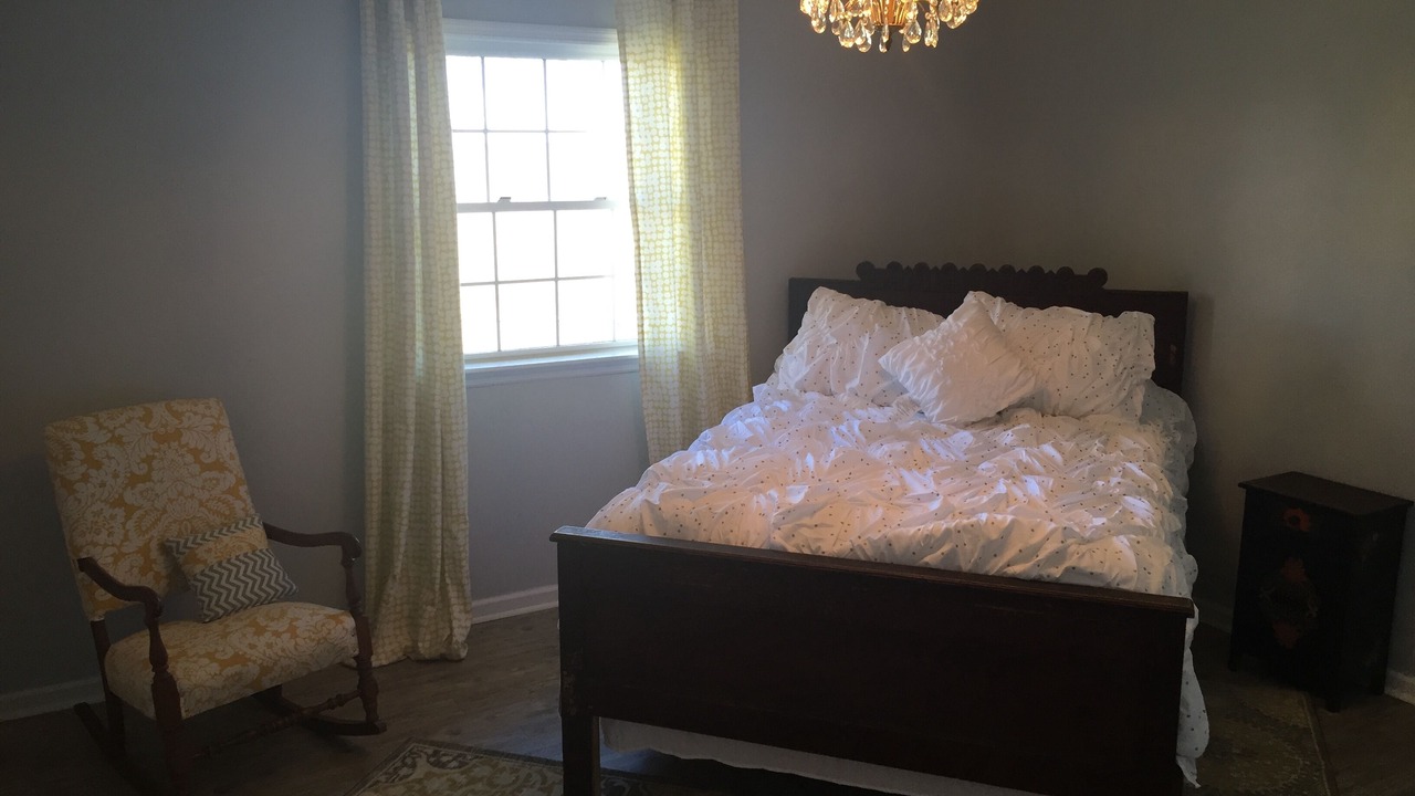 Photo of Bedroom in Maple Mount
