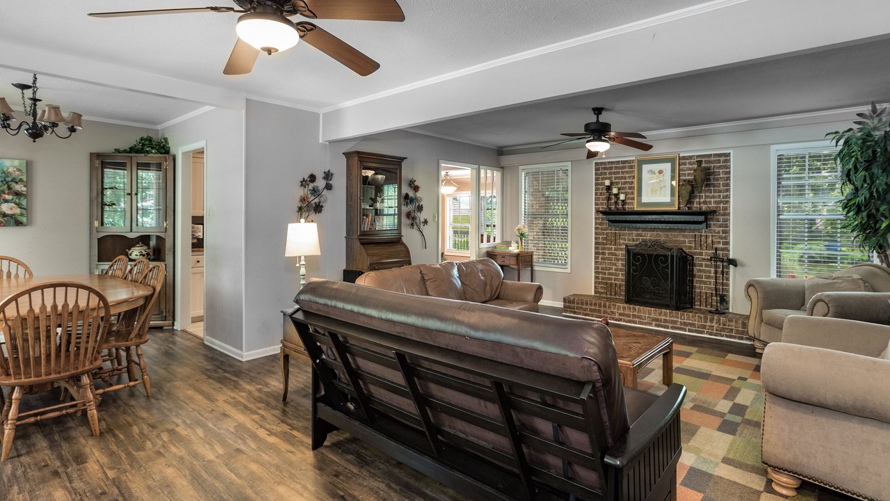 Photo of Livingroom in North Little Rock