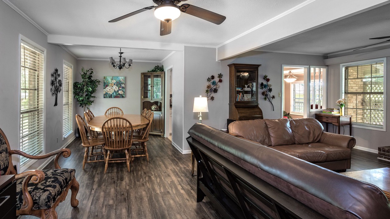 Photo of Livingroom in North Little Rock