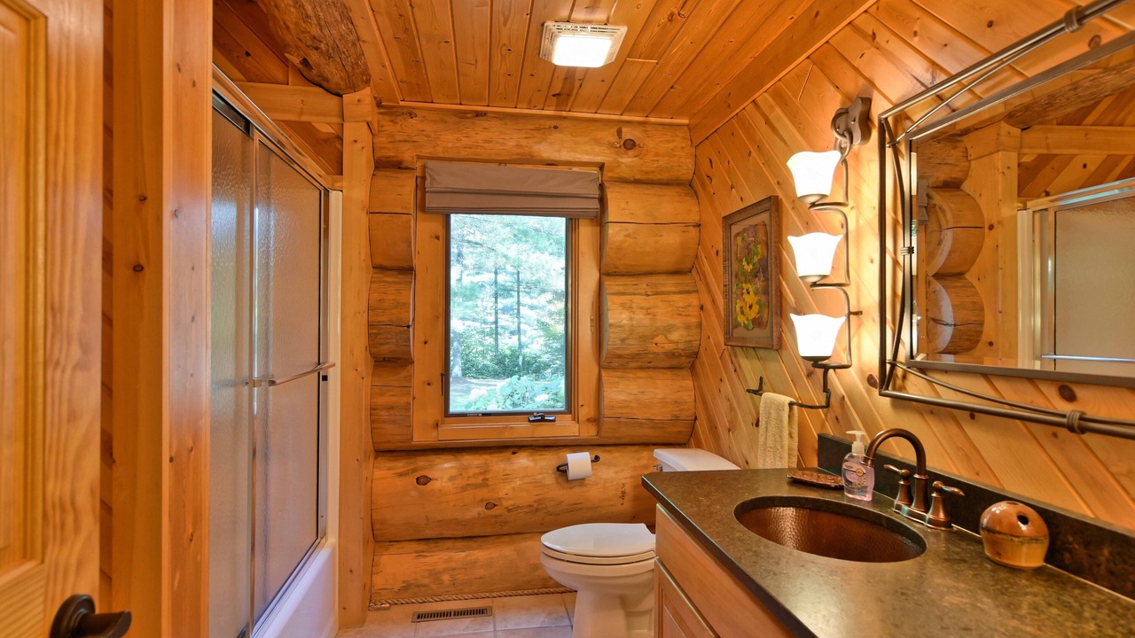 Photo of Bathroom in Clam Lake