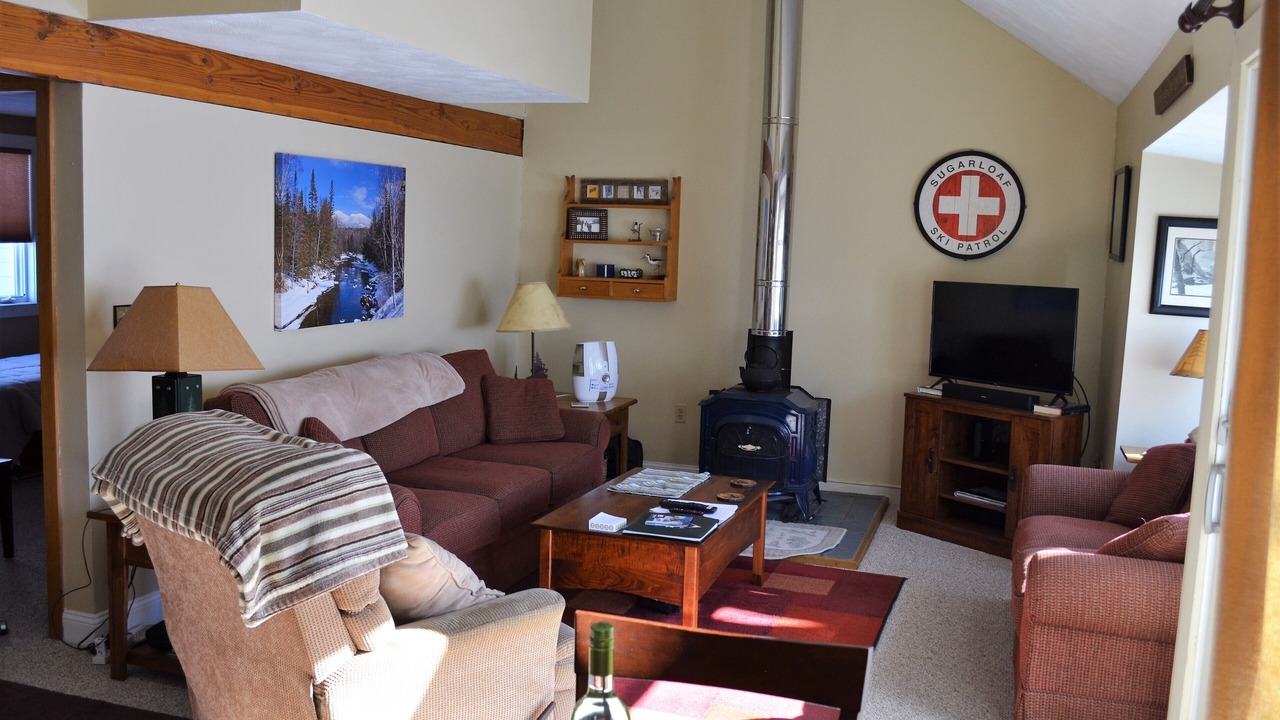 Photo of Livingroom in Carrabassett Valley