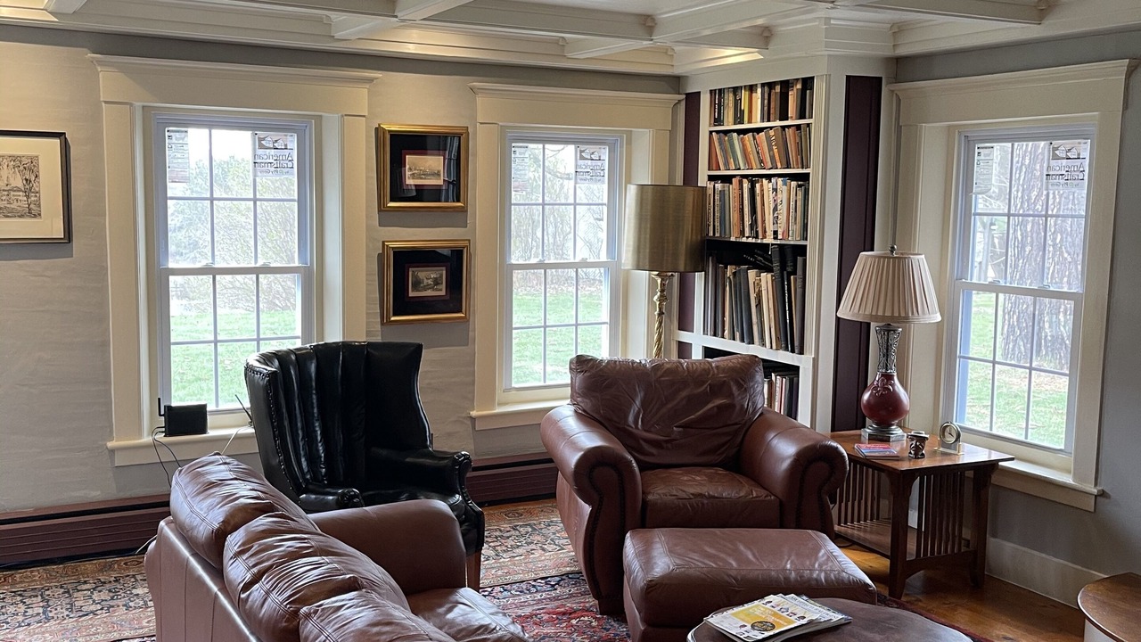 Photo of Livingroom in Reading