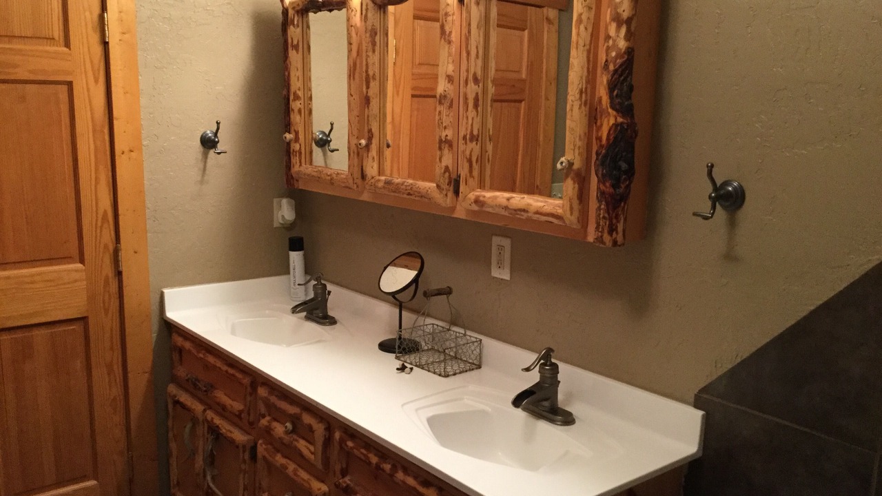 Photo of Bathroom in Eagle Nest
