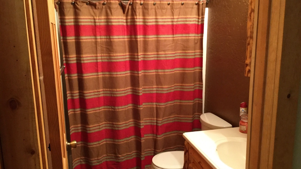 Photo of Bathroom in Eagle Nest