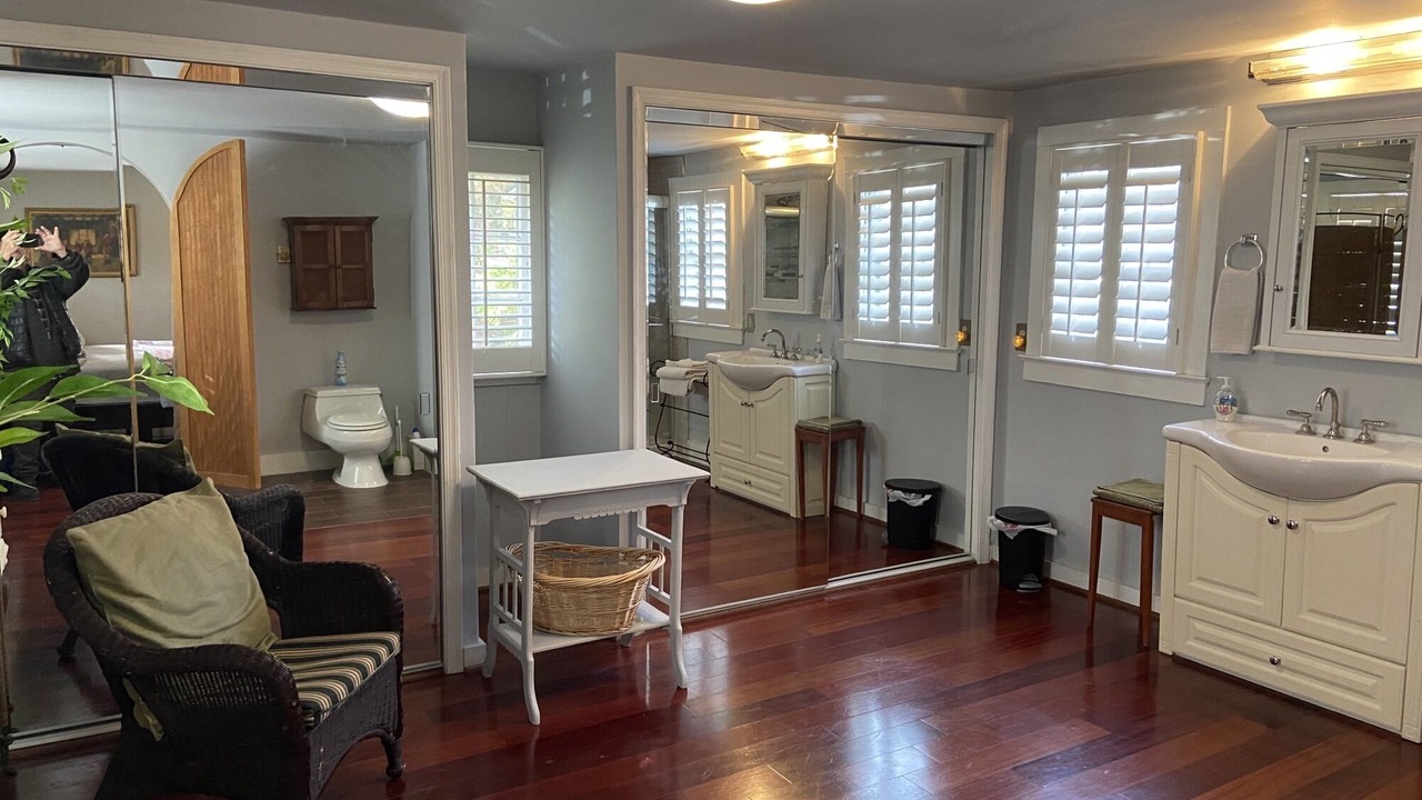 Photo of Bedroom in Middleburg