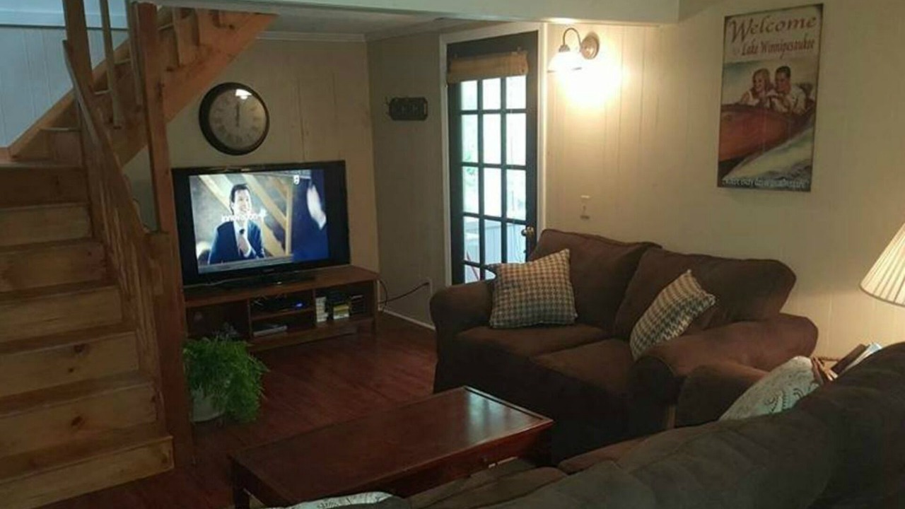 Photo of Livingroom in Moultonborough