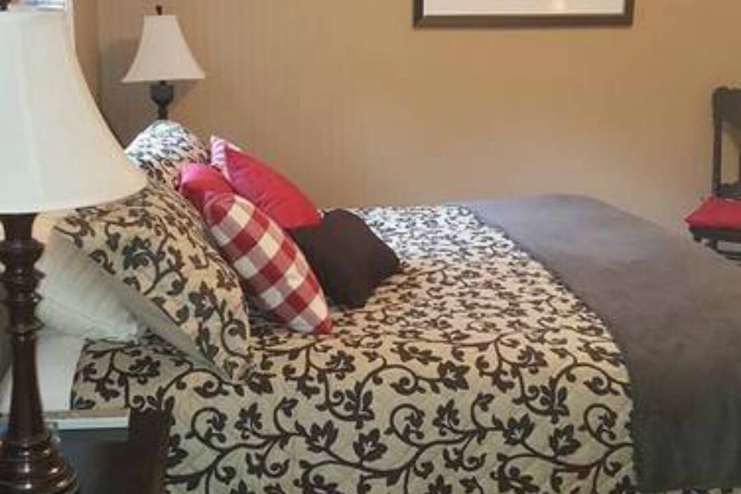 Photo of Bedroom in Moultonborough