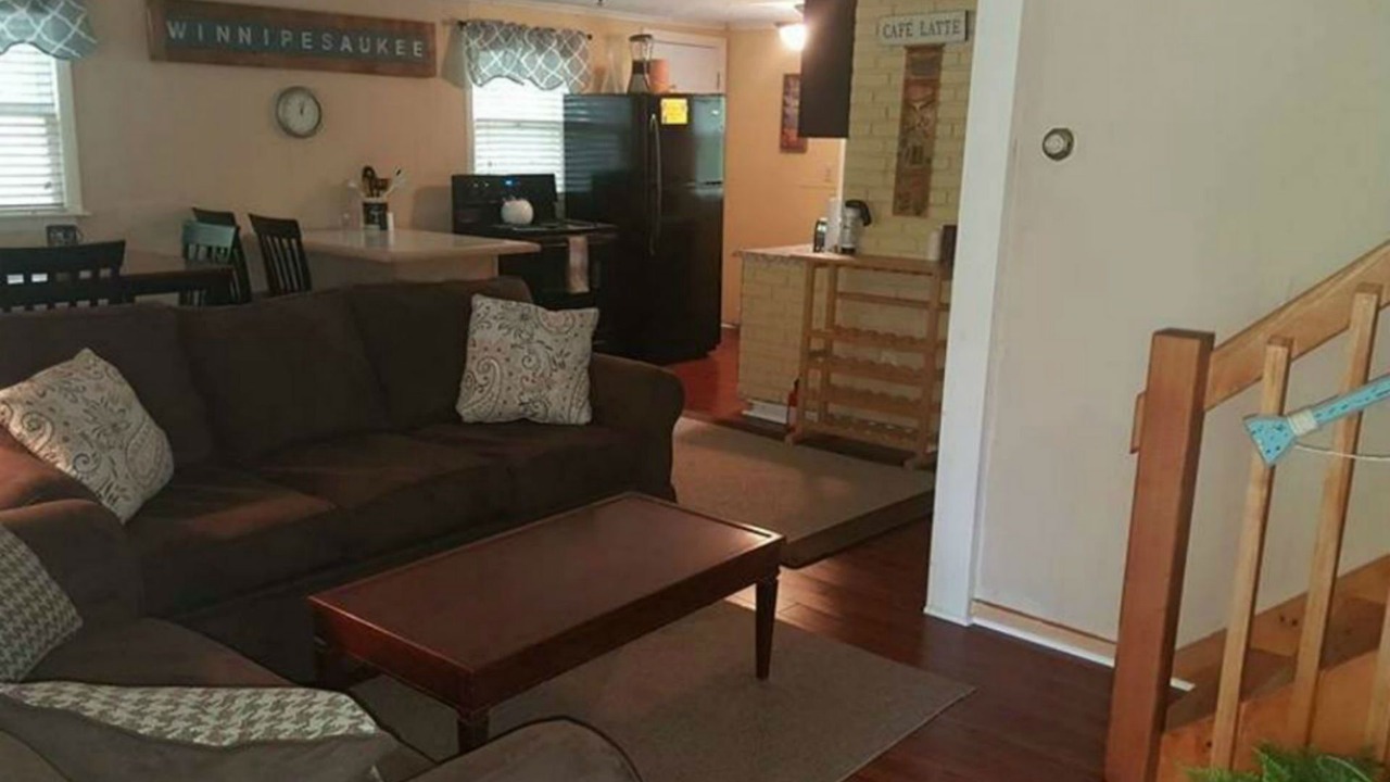 Photo of Livingroom in Moultonborough