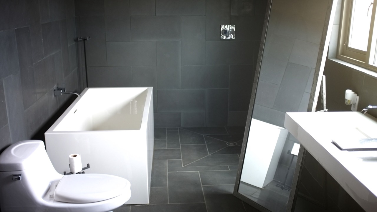 Photo of Bathroom in Ranchos De Taos