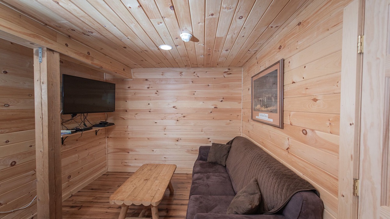 Photo of Livingroom in Jay
