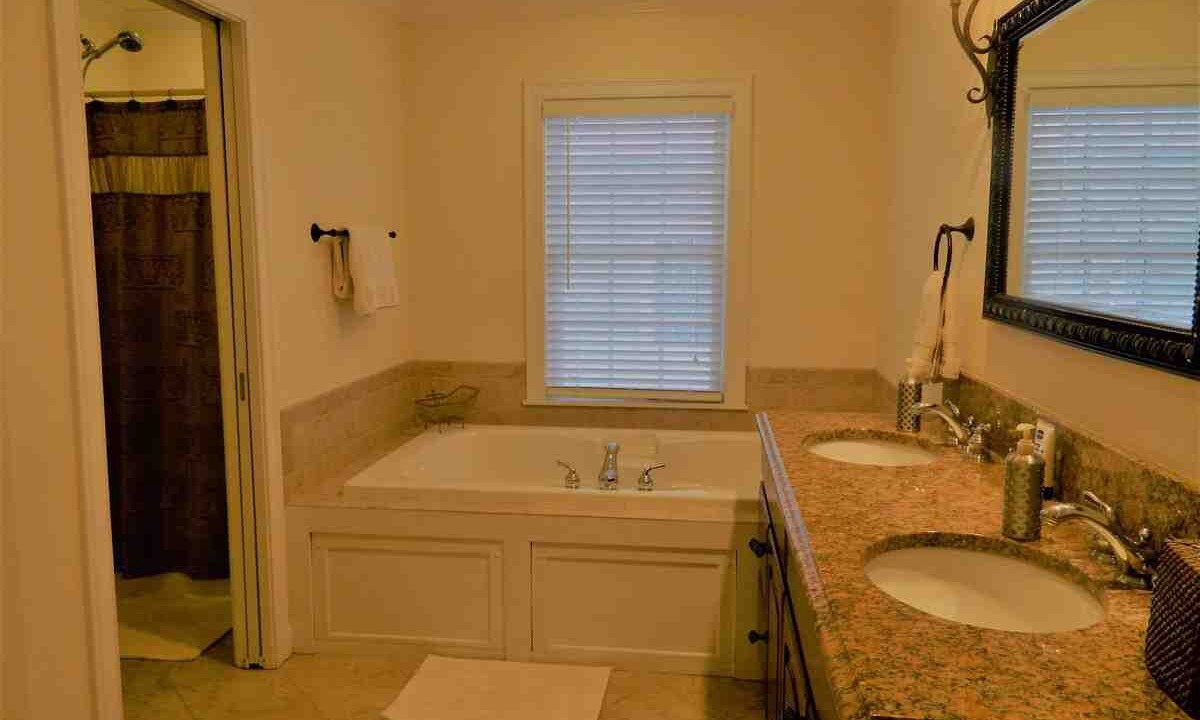 Photo of Bathroom in Stowe Village Historic District
