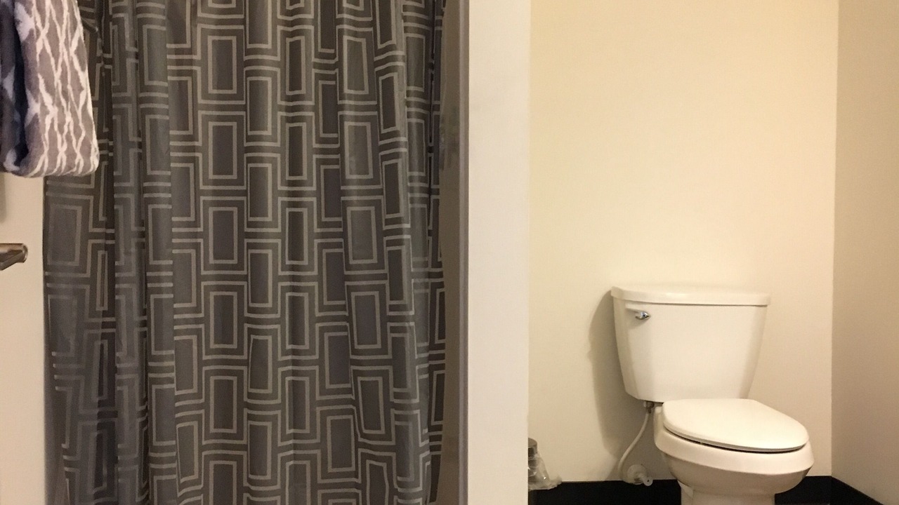 Photo of Bathroom in Dinkytown