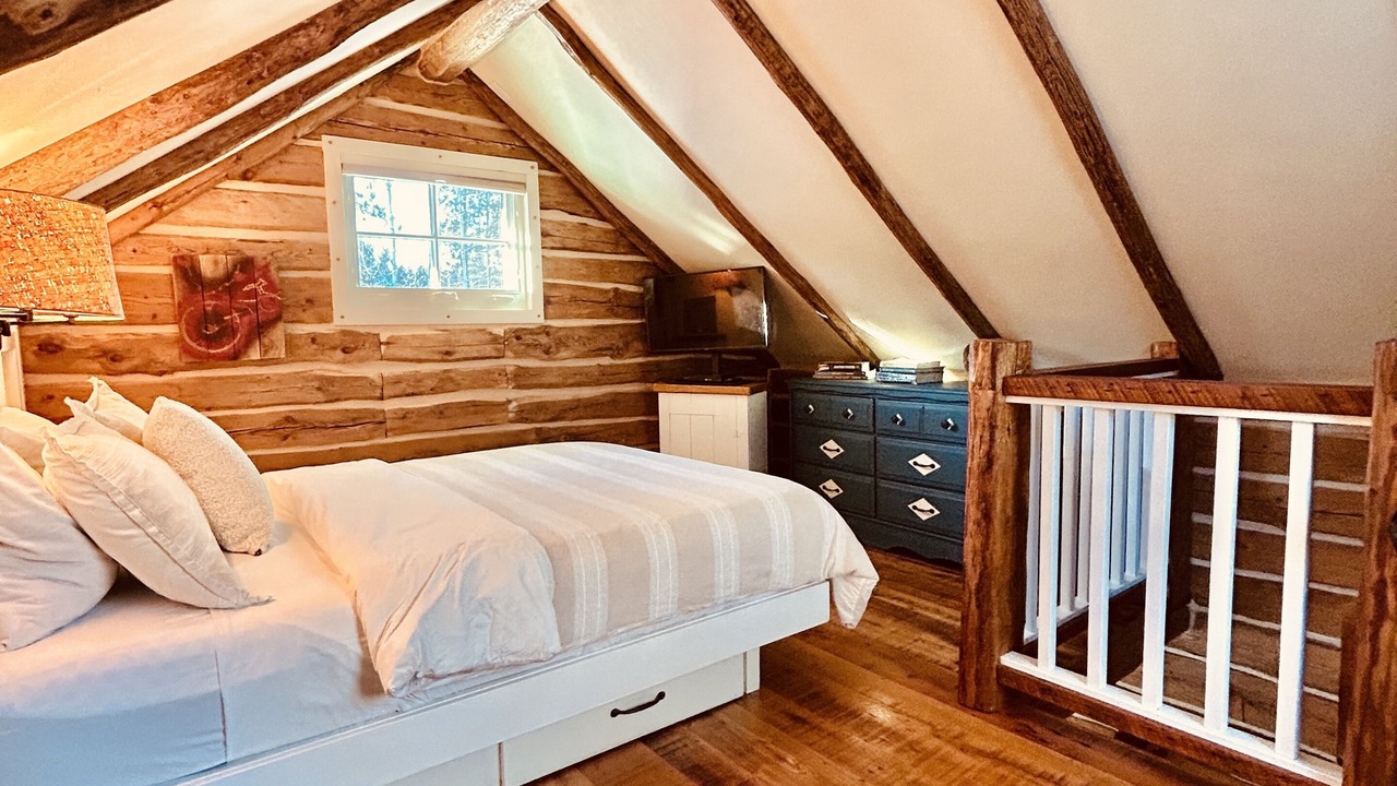 Photo of Bedroom in Biwabik