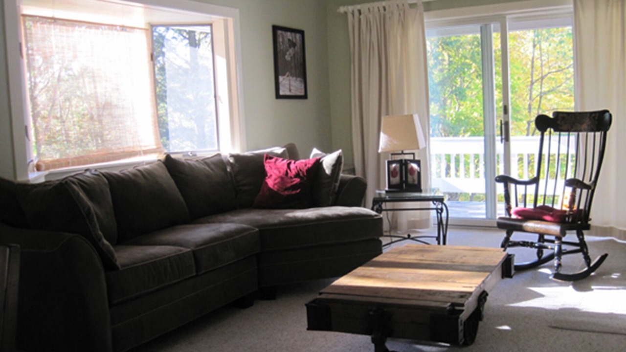 Photo of Livingroom in Warren
