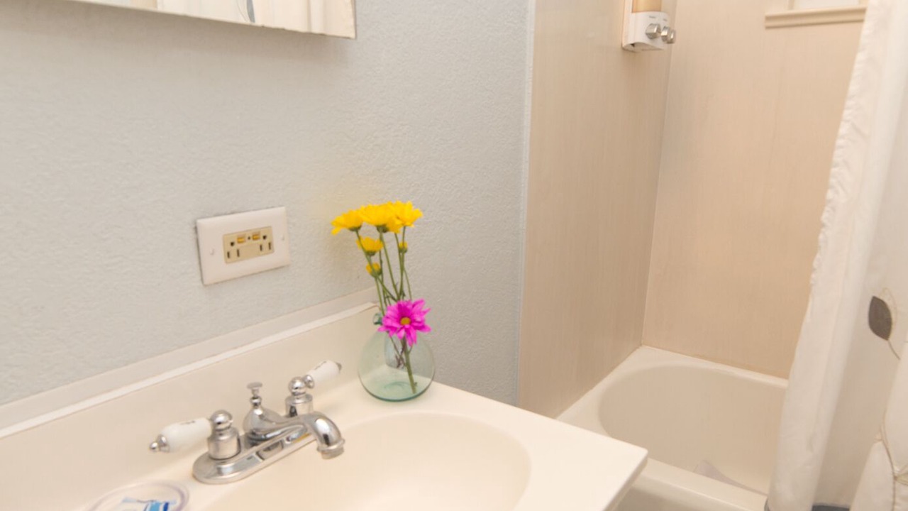 Photo of Bathroom in Nob Hill