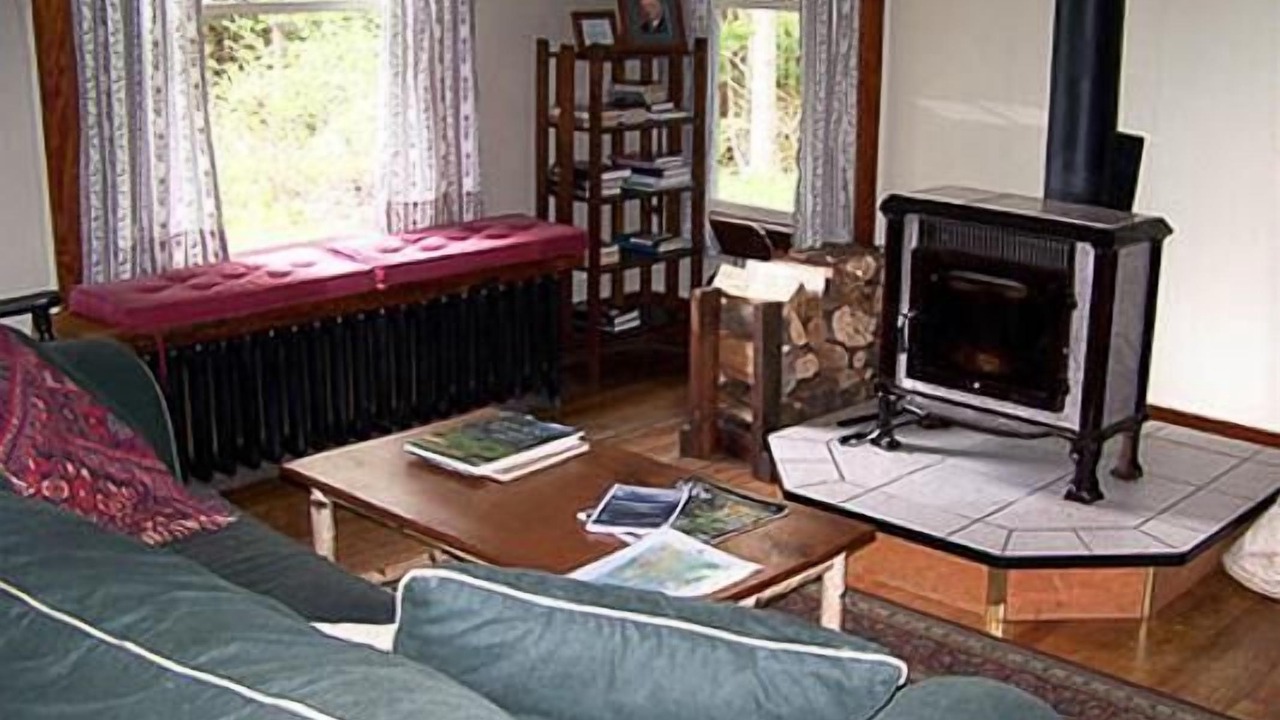 Photo of Livingroom in Meacham
