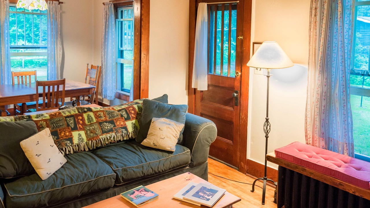 Photo of Livingroom in Meacham