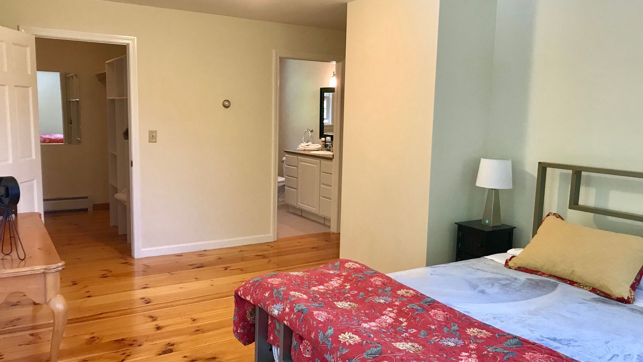 Photo of Bedroom in Stowe Hollow