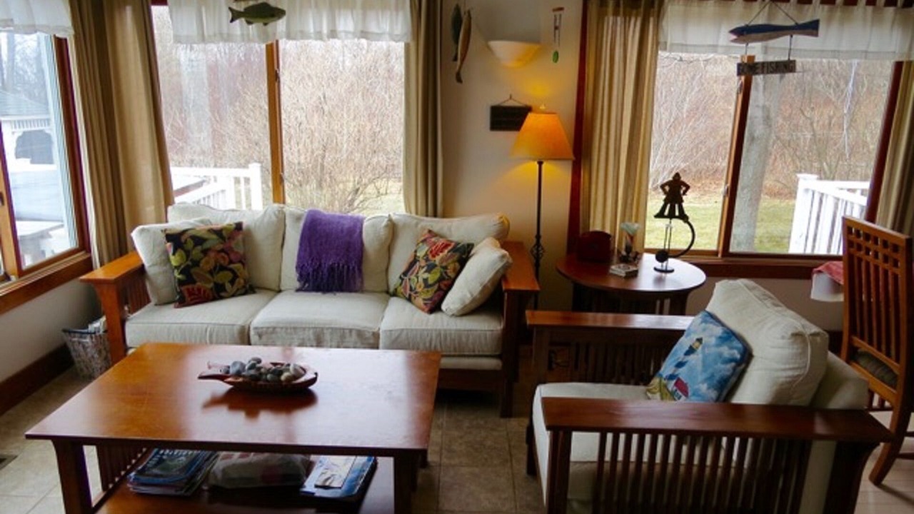 Photo of Livingroom in Oswego