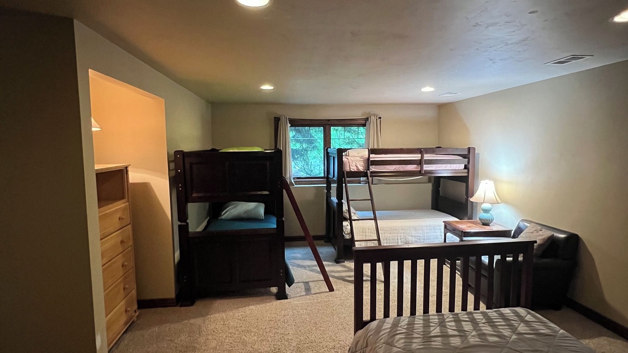 Photo of Bedroom in Fish Creek