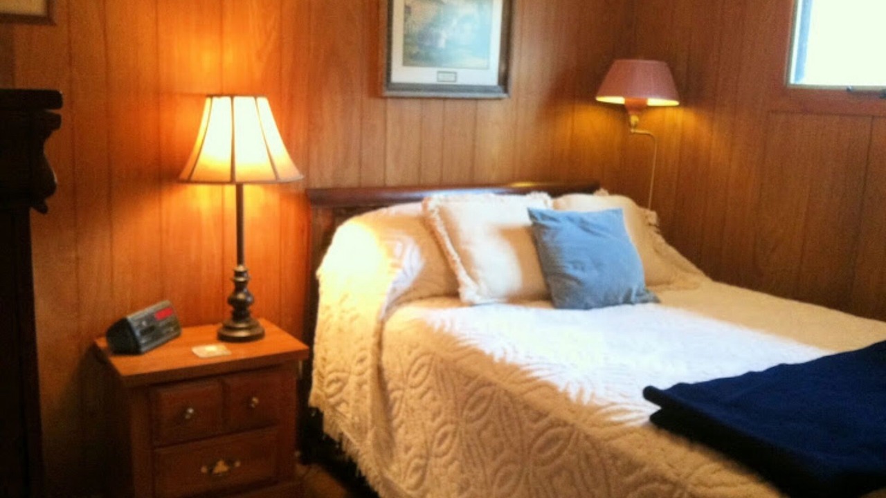 Photo of Bedroom in Pentwater