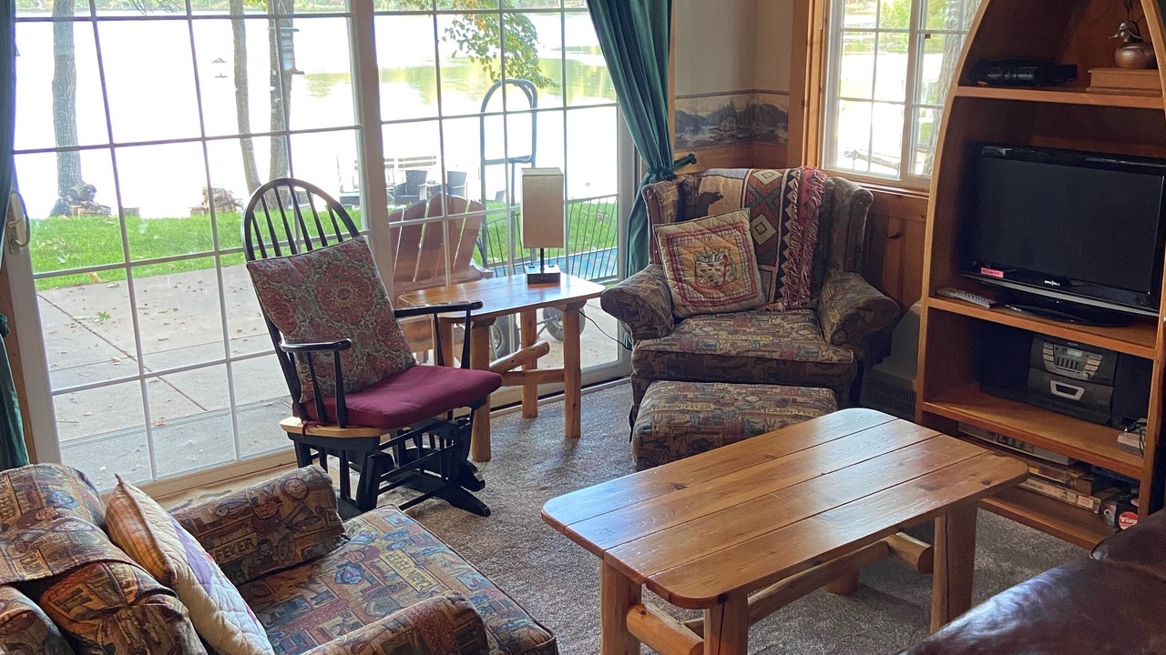 Photo of Livingroom in Crosslake