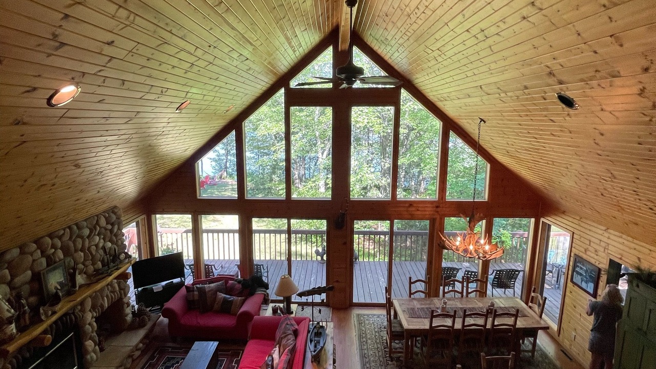 Photo of Livingroom in Spooner
