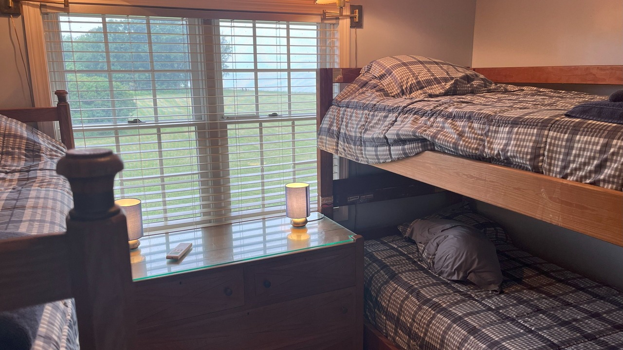 Photo of Bedroom in Cape Vincent