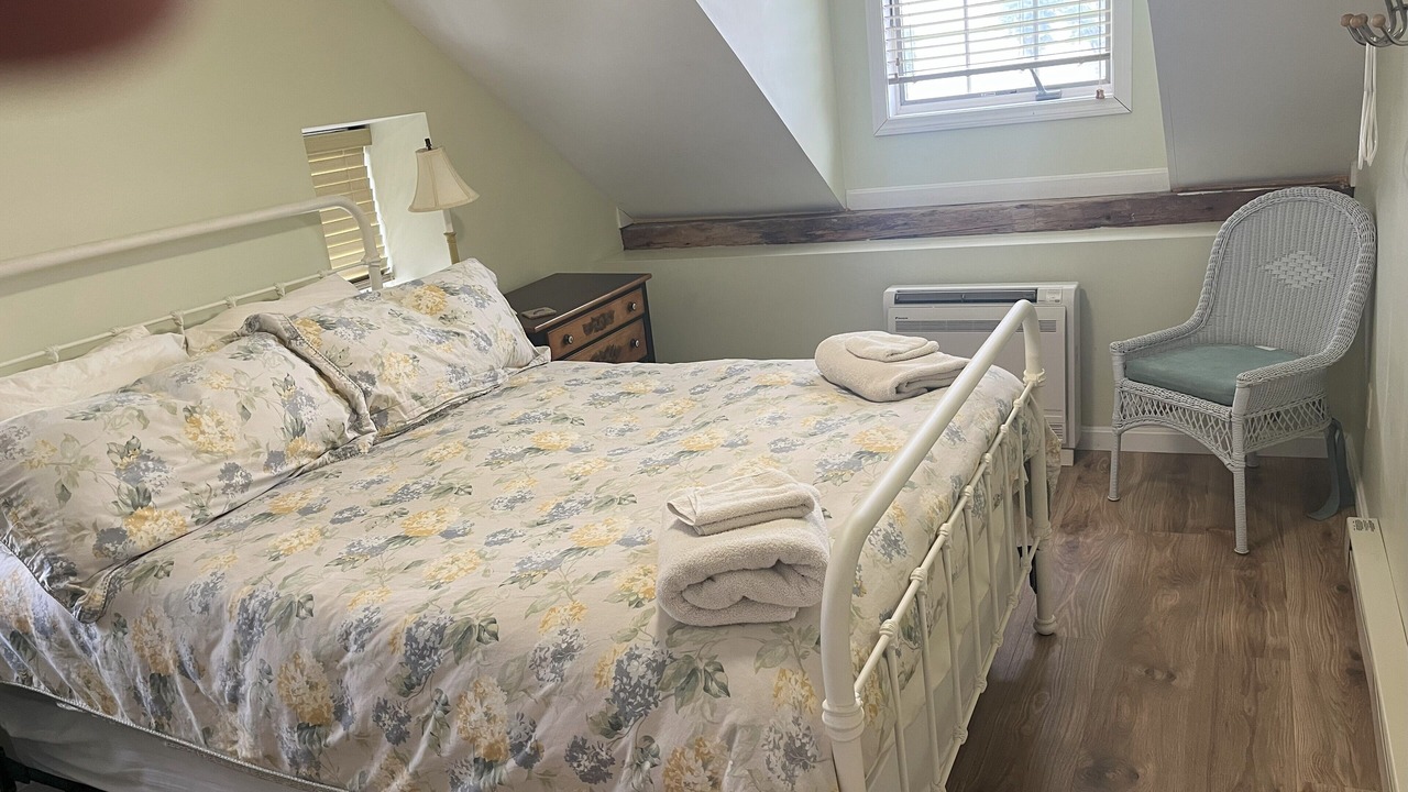 Photo of Bedroom in Cape Vincent