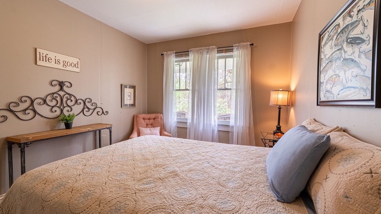 Photo of Bedroom in Fayetteville