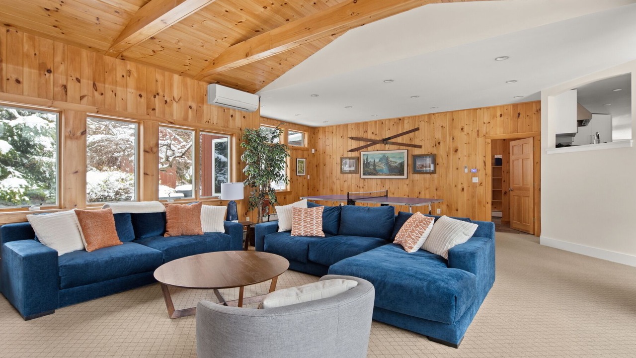 Photo of Bedroom in Stowe Area