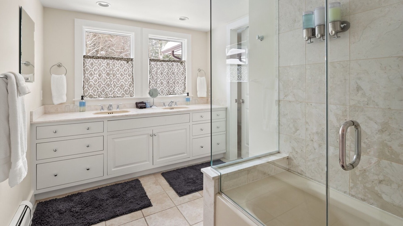 Photo of Bathroom in Stowe Area