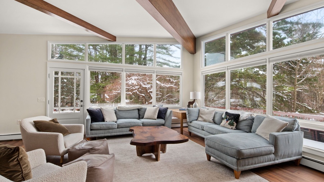 Photo of Livingroom in Stowe Area