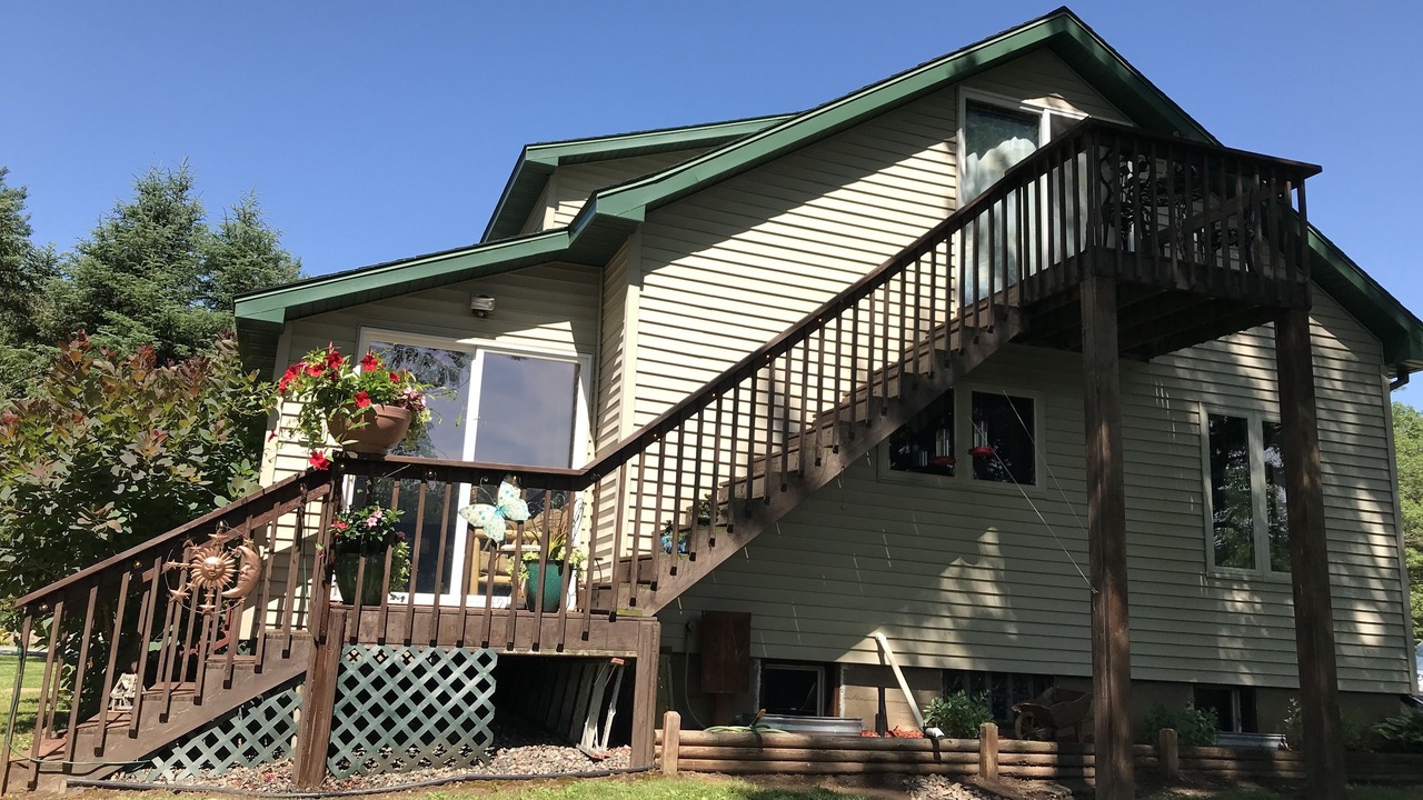 Photo of Patio Balcony in Jim Falls