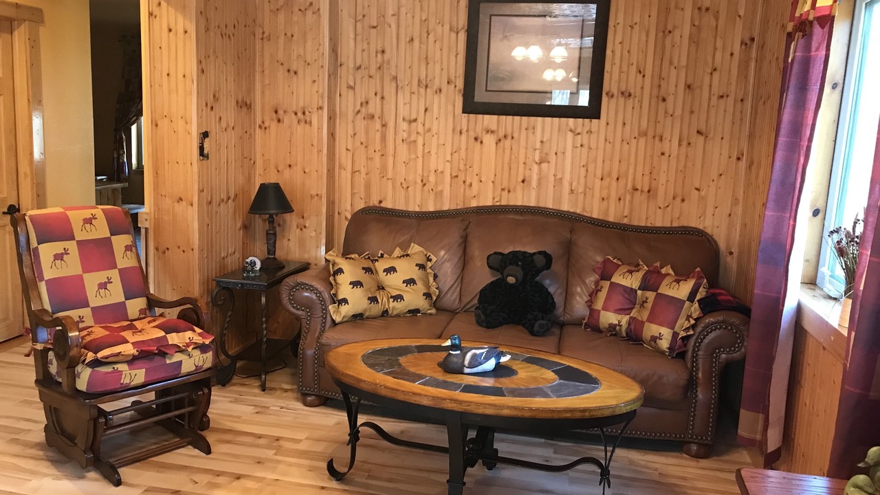 Photo of Bedroom in Jim Falls