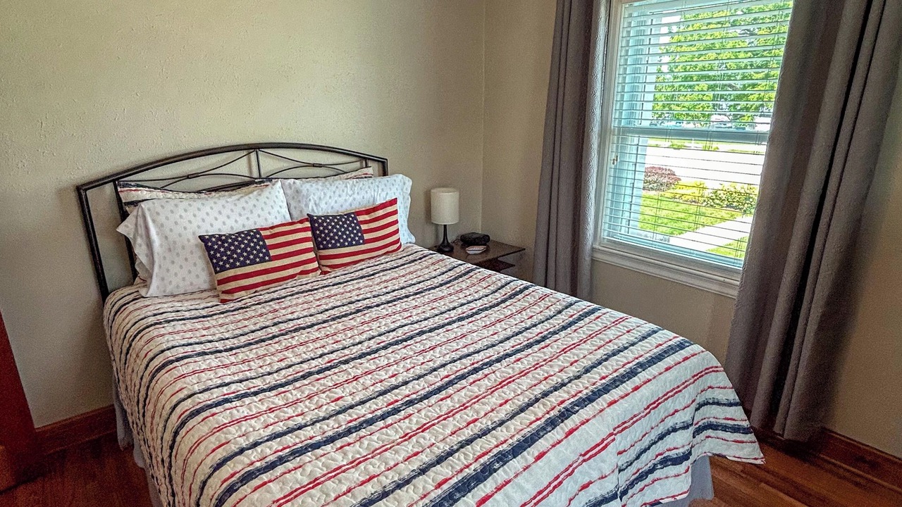 Photo of Bedroom in Lake City
