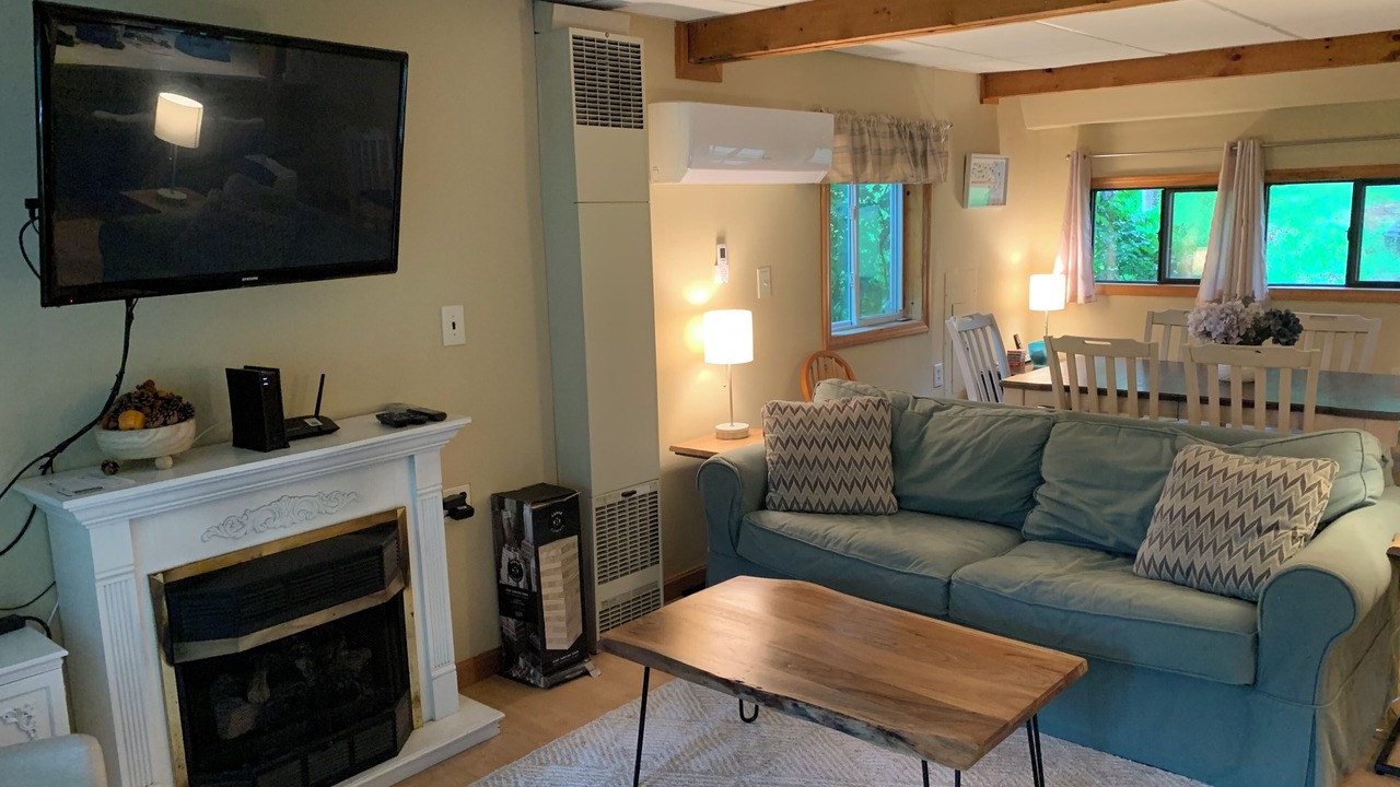 Photo of Livingroom in Hinsdale