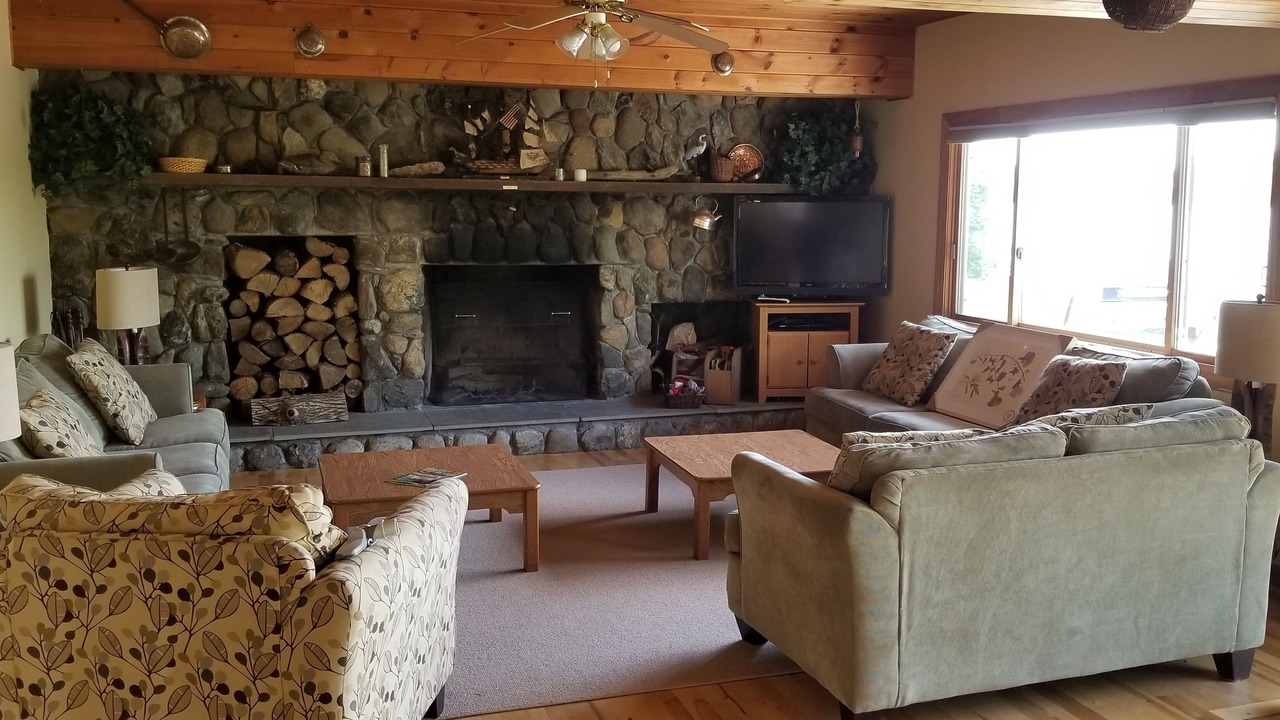Photo of Livingroom in North Hero