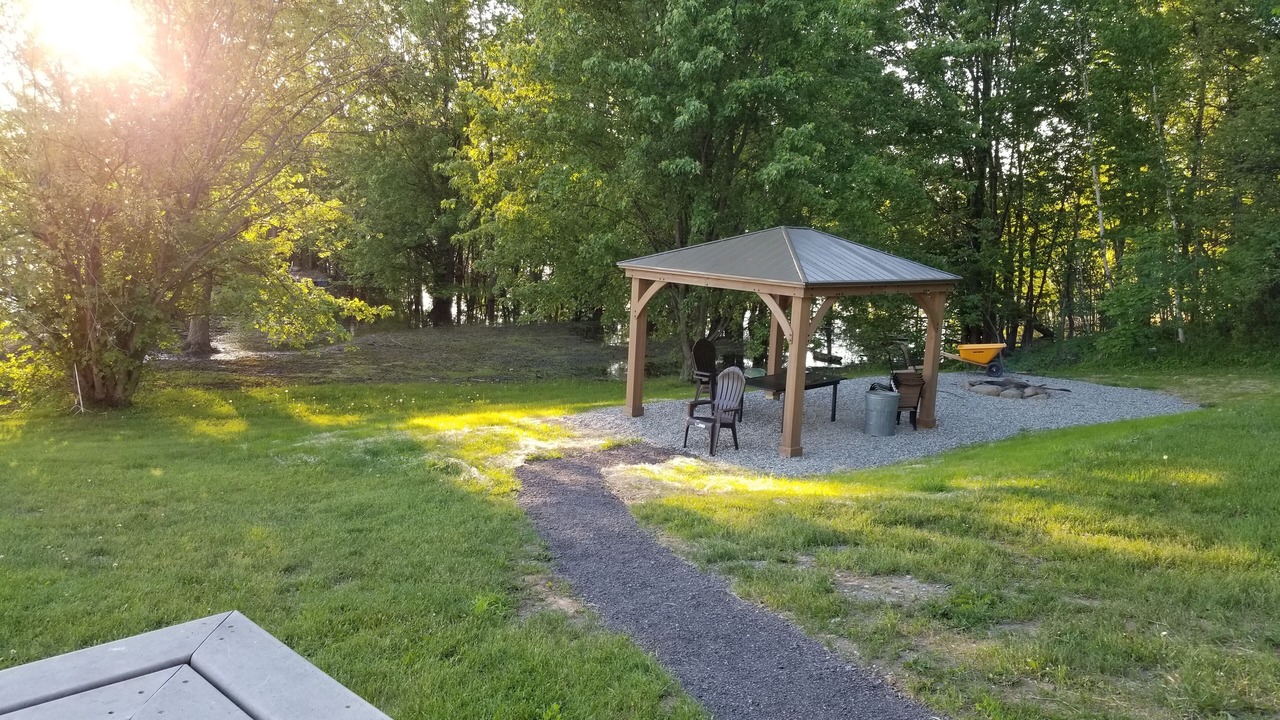 Photo of Livingroom in North Hero