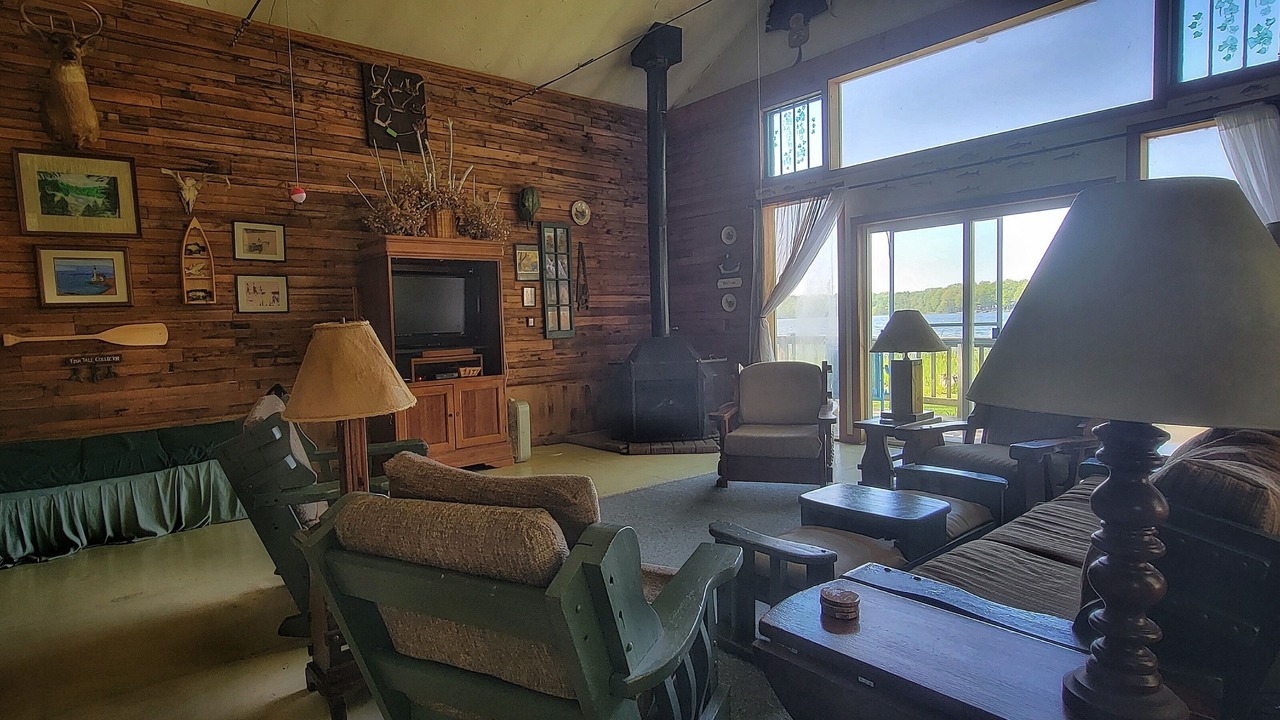 Photo of Livingroom in Kendall