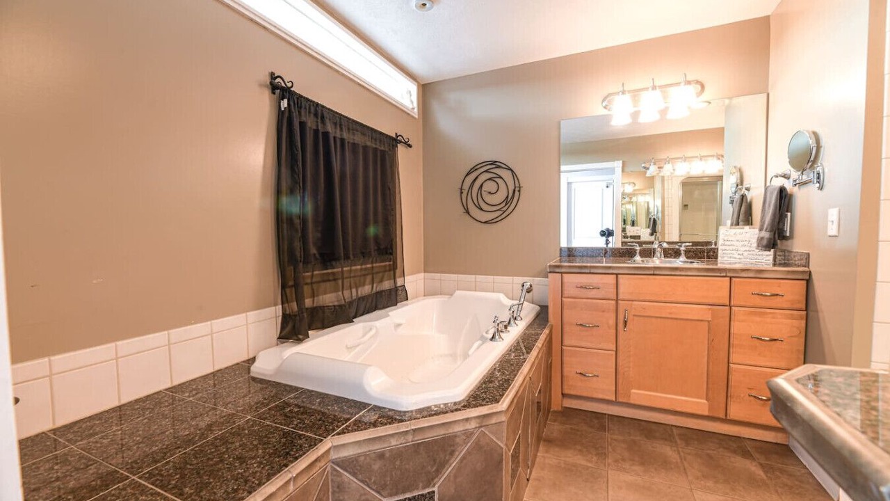 Photo of Bathroom in Alto