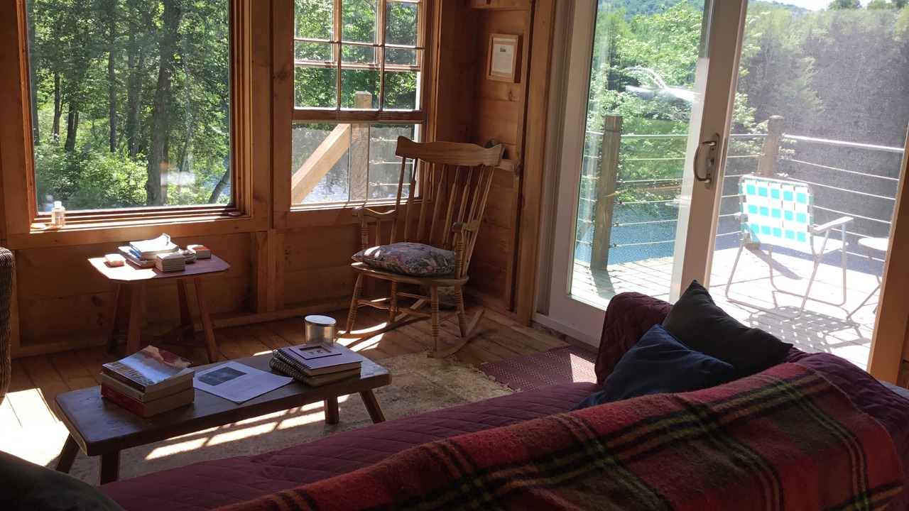 Photo of Livingroom in Eden