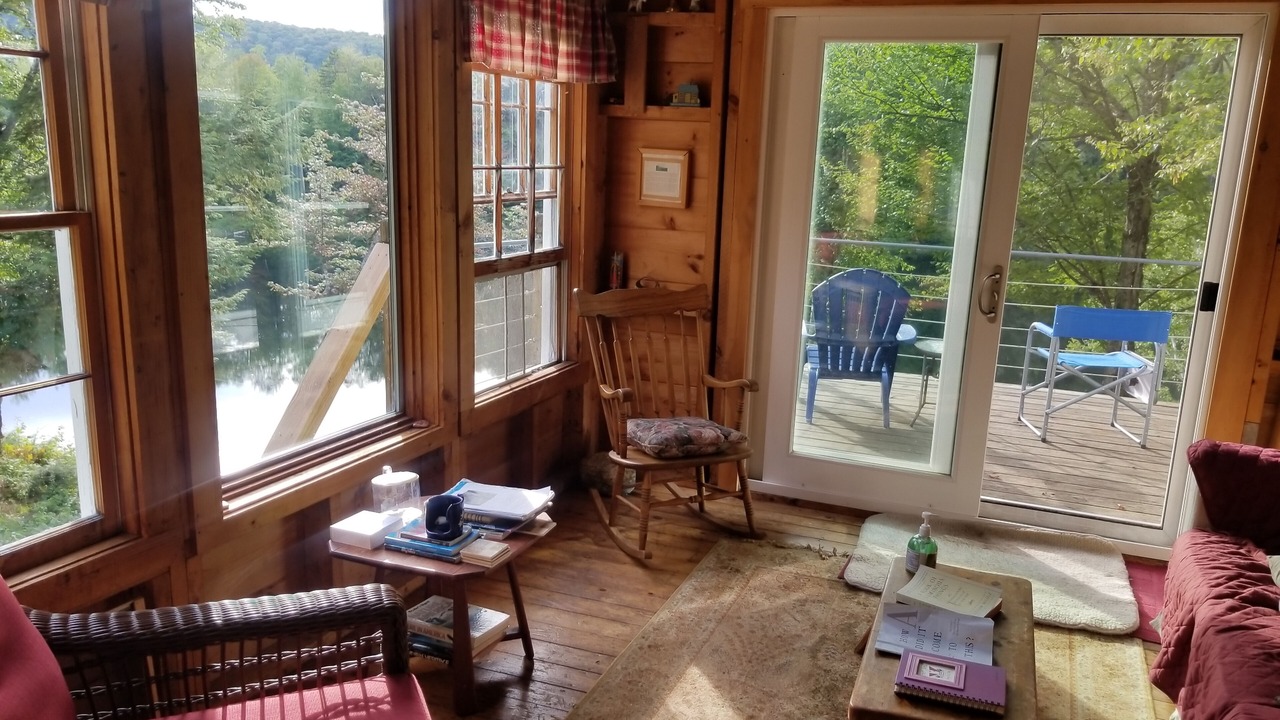 Photo of Livingroom in Eden
