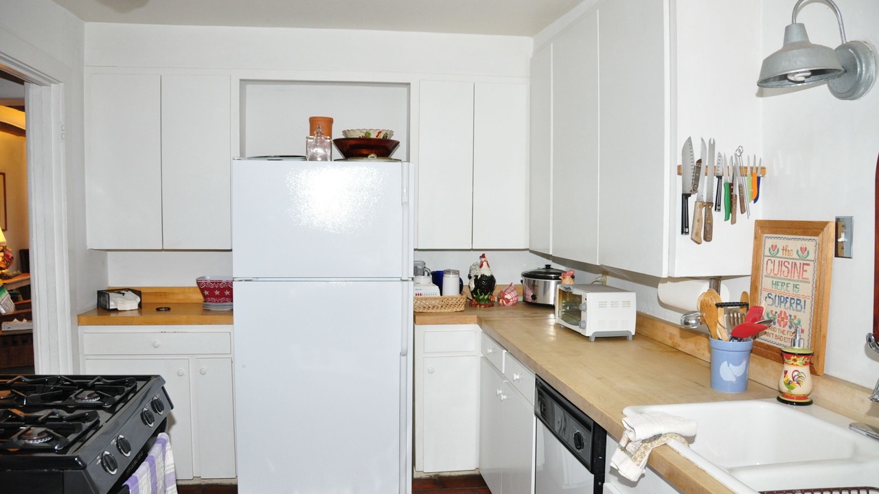 Photo of Kitchen in Tesuque