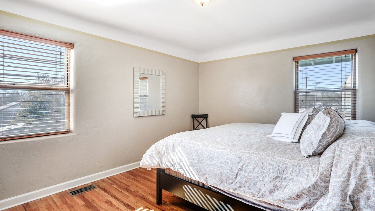 Photo of Bedroom in Raynolds Addition