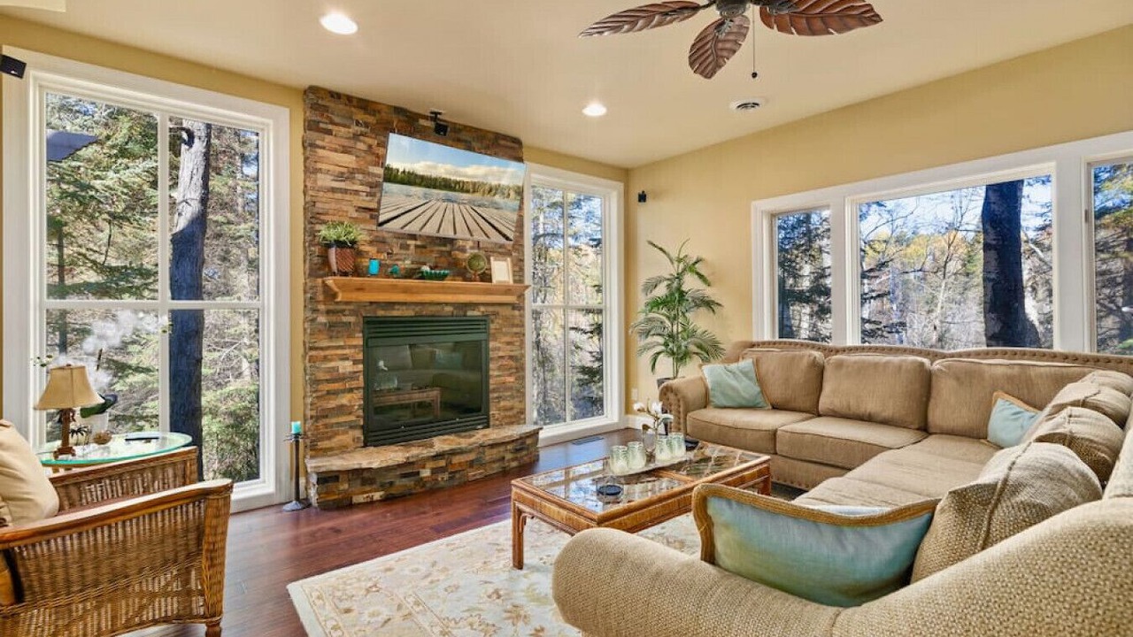 Photo of Livingroom in Crosslake