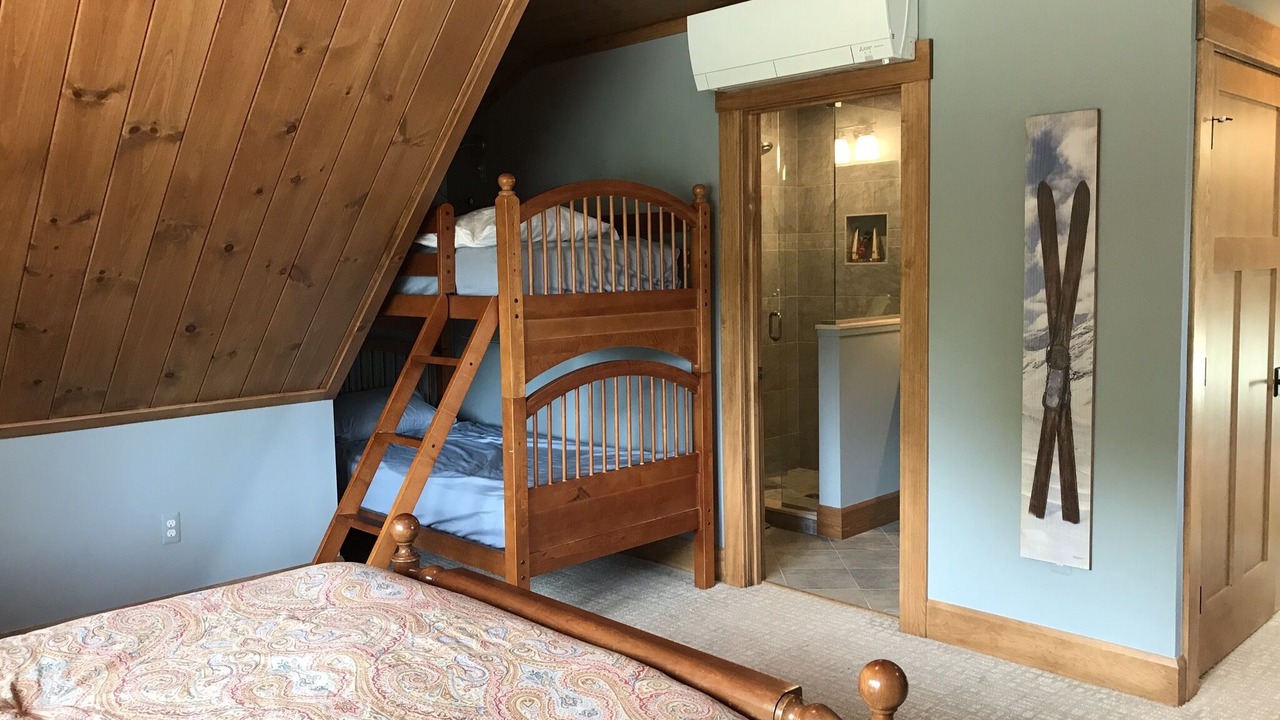 Photo of Bedroom in Waterville Valley