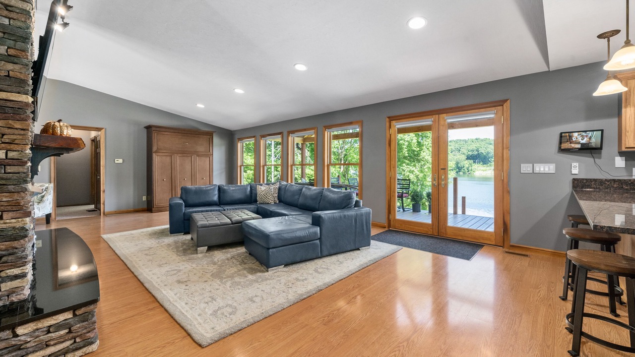 Photo of Livingroom in Logan