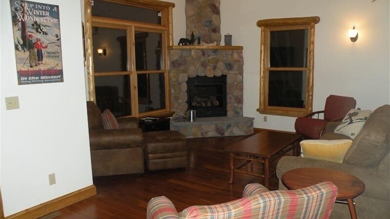 Photo of Livingroom in North Creek